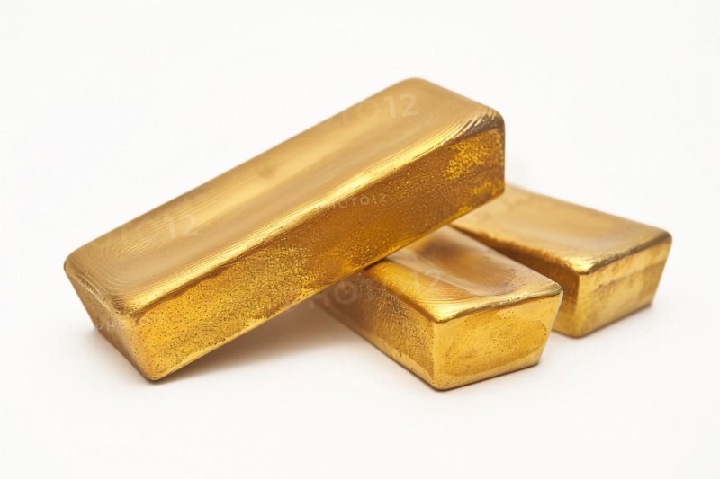 Gold bars on white background. KI generiert, generiert, AI generated