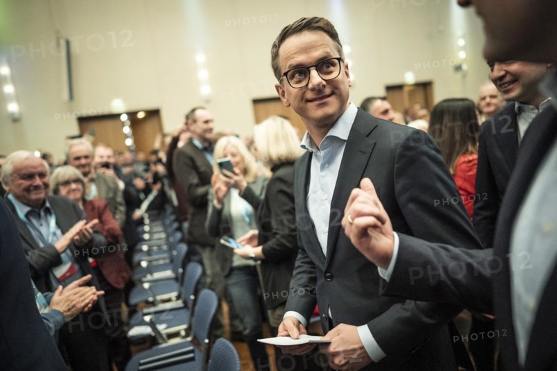 CDU Secretary General Carsten Linnemann attends the CDU policy convention in Cologne, 1 March 2024, with Jens Spahn