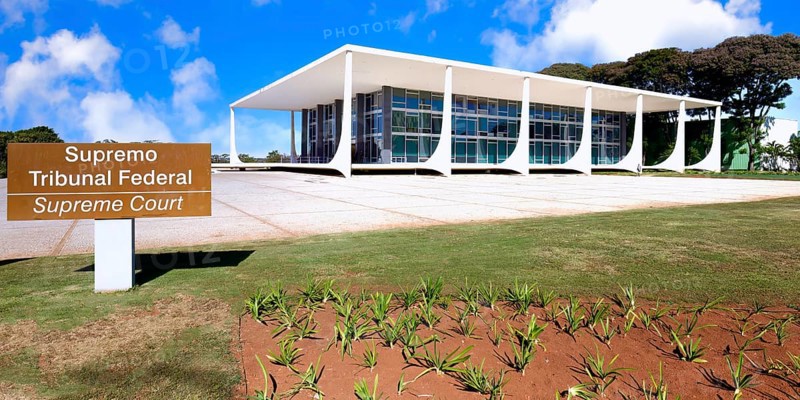 Brazil Supreme Court, designed by Oscar Niemeyer, Three Powers Plaza, World Heritage Site, Brasilia, Federal district, Brazil, South America