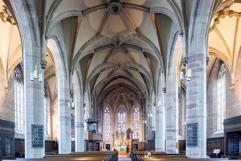 The Protestant-Lutheran church of St Servatius is one of the main churches in Duderstadt and the Untereichsfeld in the district of Göttingen in Lower Saxony, alongside the Roman Catholic basilica and provost church of St Cyriacus. It forms the western, lower end of Marktstraße, which widens out here like a square, and is therefore also known in the town as the Unterkirche, Duderstadt, Duderstadt, Lower Saxony, Germany, Europe