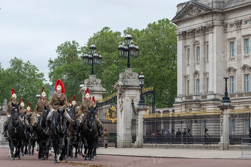 Military riders, horses, Trooping the colour, military parade in June in honour of the British monarch's birthday, Buckingham Palace, London, England, Great Britain