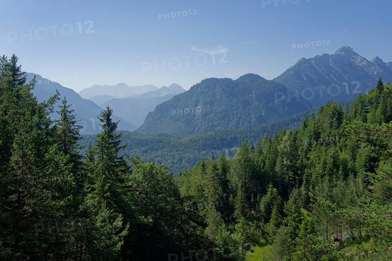 View from the Kranzberg to the Wetterstein mountains, Wetterstein, Mittenwald, Werdenfelser Land, Karwendel, mountain hiking, hiking, cycling, cycle path, Karwendel mountains, Bavaria, Upper Bavaria, Germany, Europe