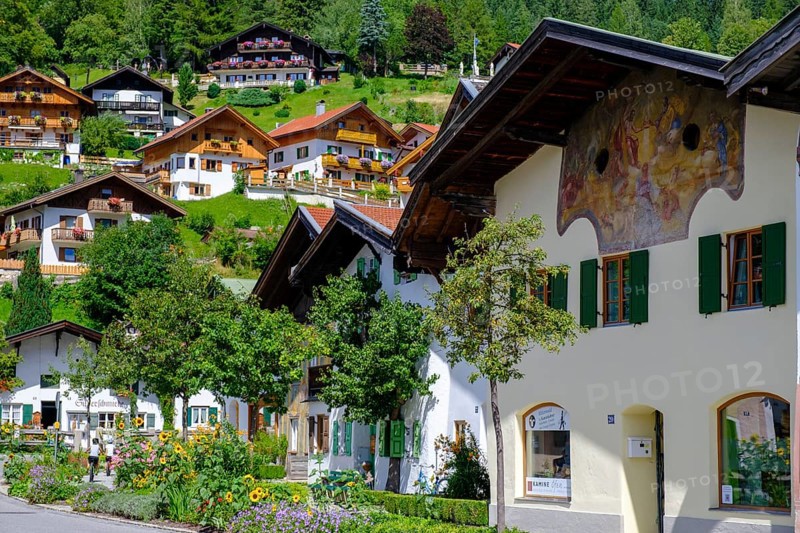 Historic houses, Gries, Mittenwald, Werdenfelser Land, Upper Bavaria, Bavaria, Germany, Europe
