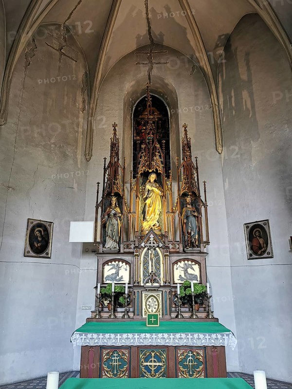 Altar in the chapel at the pilgrimage church, Gößweinstein, place of pilgrimage in Franconian Switzerland, district of Forchheim, Upper Franconia, Bavaria, Germany, Europe