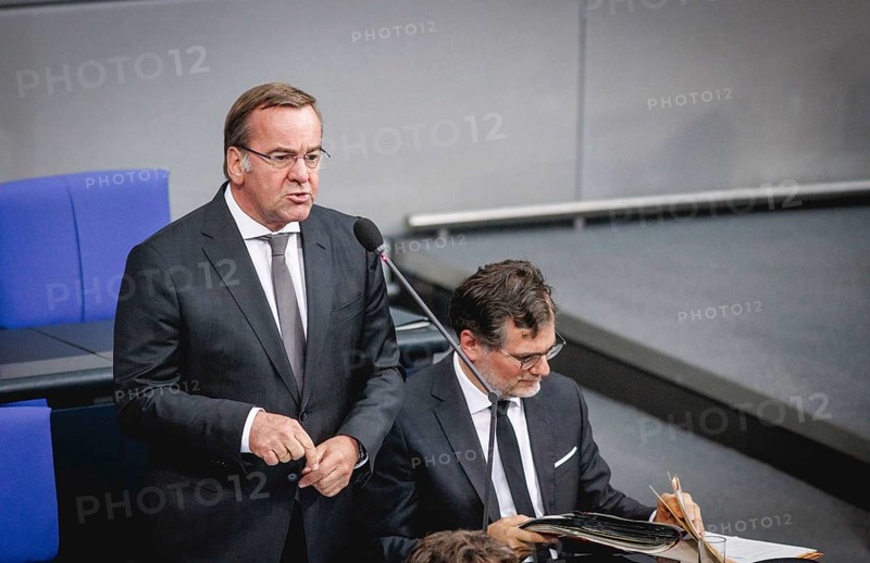 Boris Pistorius, Federal Minister of Defence, during government questioning in the Bundestag in Berlin, 05.06.2024