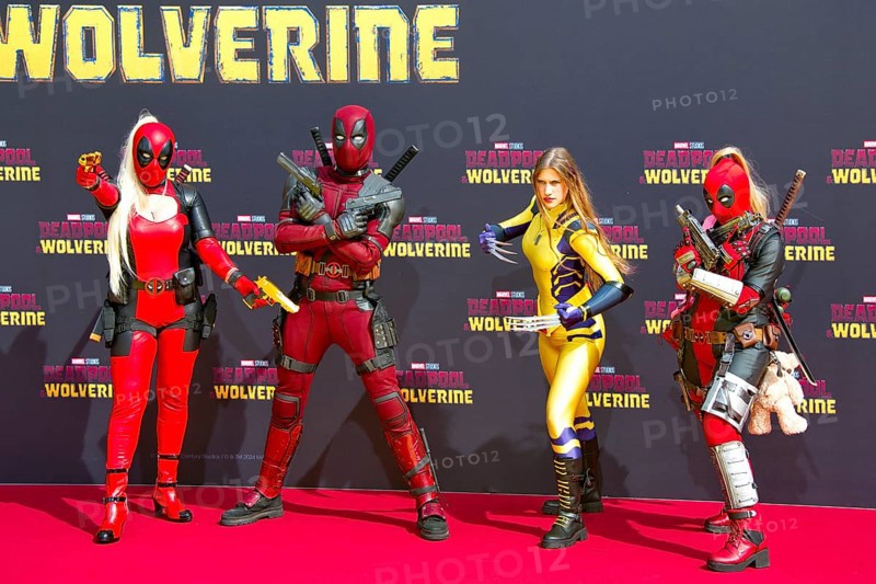 Doppelgänger, DEADPOOL & WOLVERINE (cinema release: 24.07.2024), red-yellow carpet at the fan event on Uber Platz in Berlin, 07.07.2024