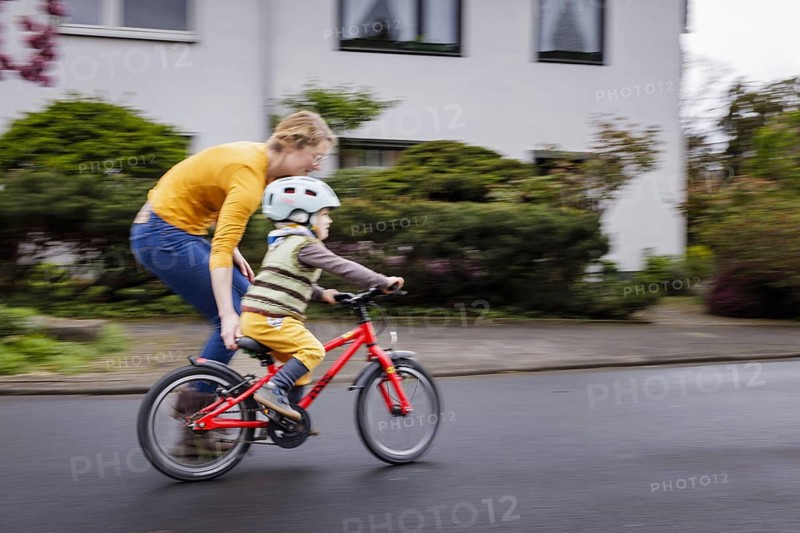 Child in road traffic, Bonn, 03.04.2024