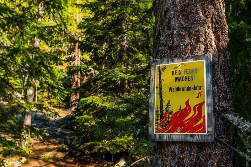 Forest fire danger sign, fire, danger, climate, summer, heat, warning sign, forest fire, Valais, Switzerland, Europe
