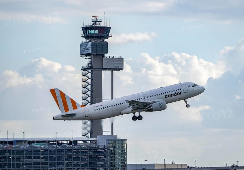 Condor, Airbus A320-200, 9A-IRM, on take-off at Düsseldorf International Airport, air traffic control tower