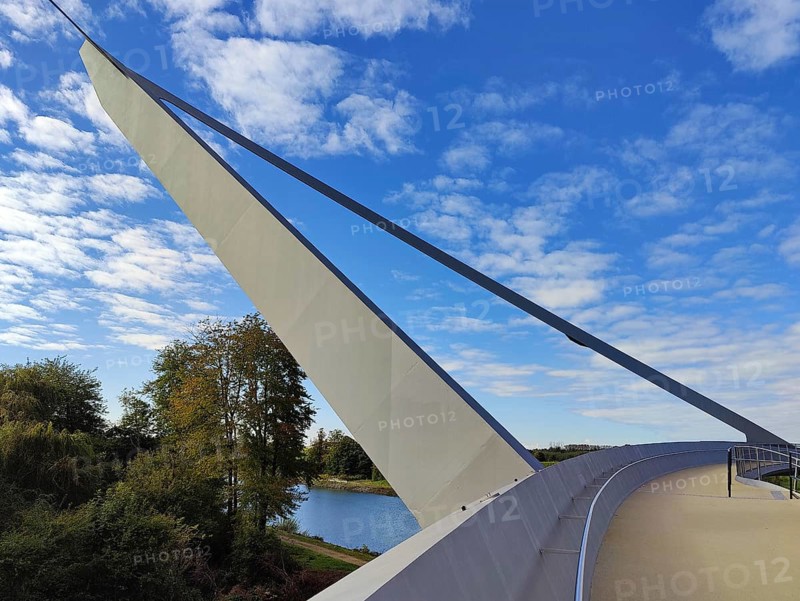 The bridle bridge Sprung over the Emscher with the Rhine-Herne Canal, Emscherland, Castrop-Rauxel, Ruhr area, Germany, Europe