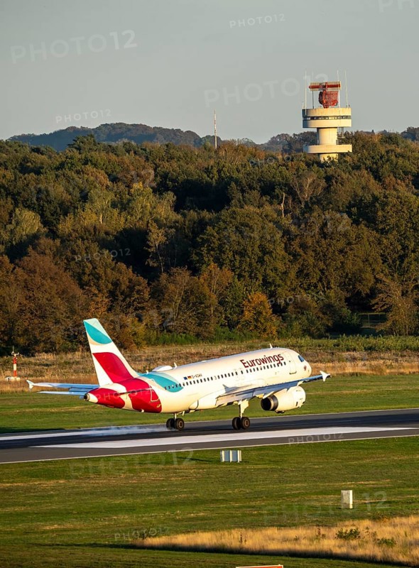 Eurowings Airbus A319-132, landing at Cologne-Bonn Airport, CGN, North Rhine-Westphalia, Germany, Europe