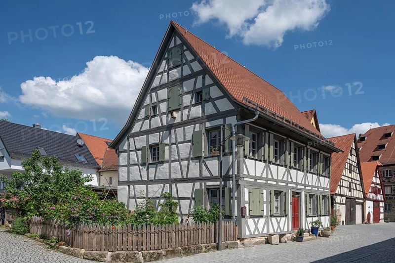 Historic half-timbered house with cottage garden, Forchheim, Upper Franconia, Bavaria, Germany, Europe