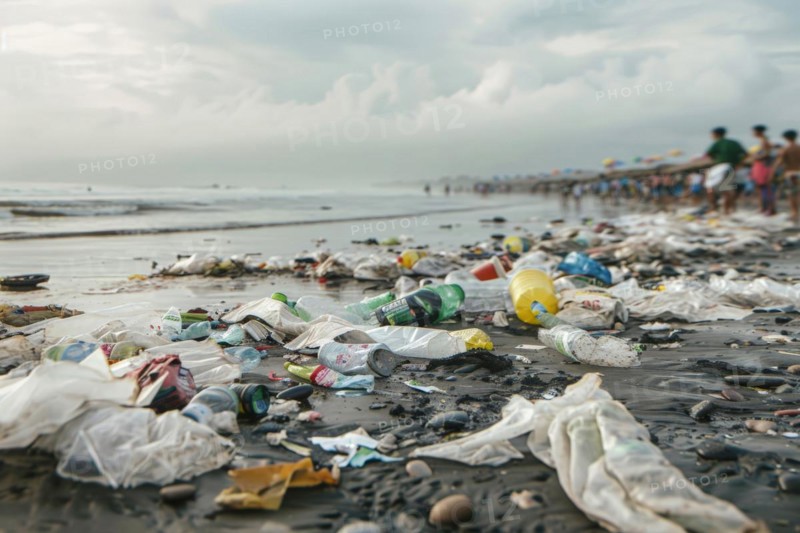 Rubbish, washed up plastic waste on a tropical beach, symbolic image for environmental pollution, marine pollution, pollution of the world's oceans, AI generated, AI generated, AI generated