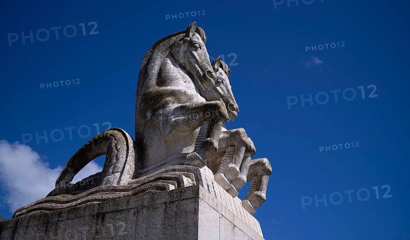Statue of the Horses, horse sculpture, Imperial Square, Jardim da Praça do Império, Belém, Lisbon, Portugal, Europe