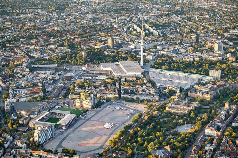 Aerial view of St Pauli with Heiligengeistfeld, green bunker, Millerntor stadium, Heinrich Hertz Tower, Hamburg, Germany, Europe