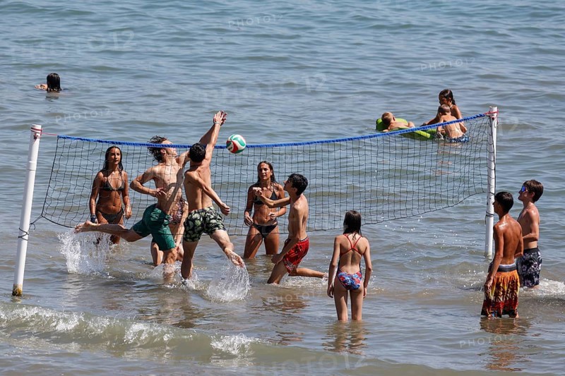 Summer on the Italian Riviera, water volleyball on the beach of Diana Marina, 12.08.2024., Diano Marina, Liguria, Italy, Europe