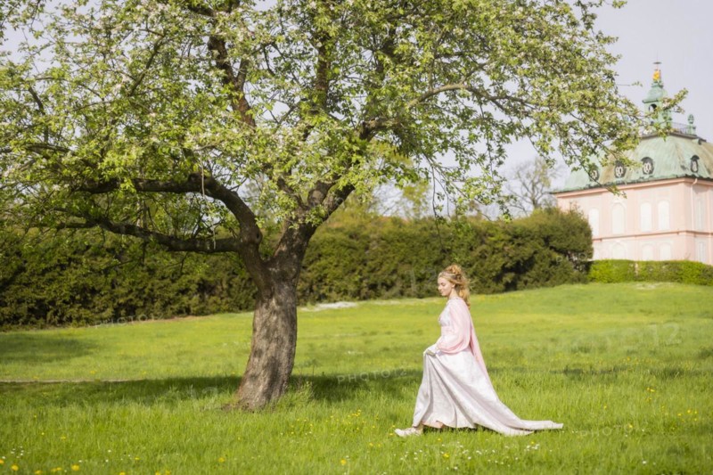 Cinderella can also be seen around Moritzburg Castle in spring. Model Tamara Kretschmer once again slipped into the coveted role of the legendary Cinderella with the ball gown, Moritzburg, Saxony, Germany, Europe