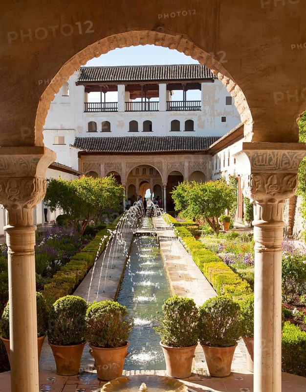 Patio de la Acequia, Court of the water Channel, Generalife palace gardens, Alhambra, Granada, Spain, Europe