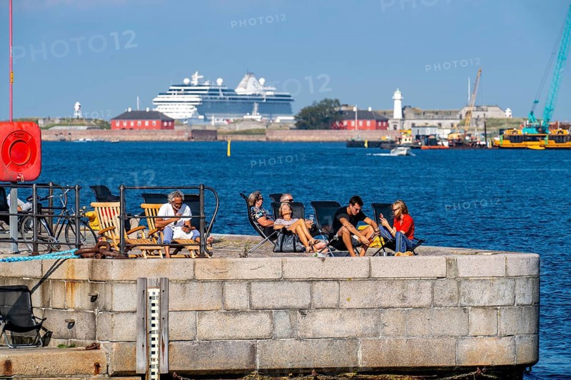 Pier, shore at Nordre Toldbod, deckchairs, harbour, at Langelinie Park, Copenhagen, Denmark, Europe