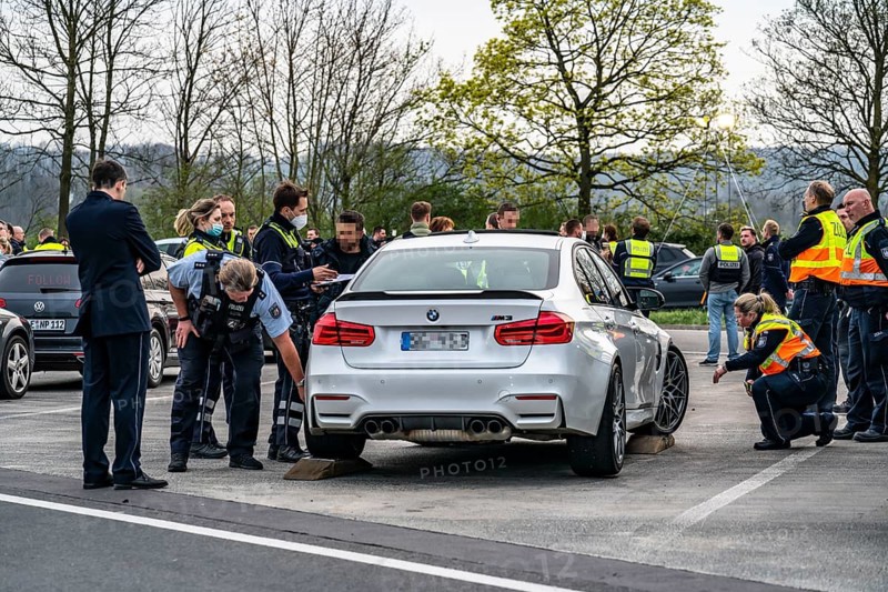 Joint inspection by customs and police, on the A3 motorway towards Cologne, at the Stindertal service area, focus on smuggling, theft, drug and smuggling crime, customs violations and illegal tuning, North Rhine-Westphalia, Germany, Europe