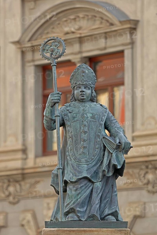 Gothardus with crosier, Godehard of Hildesheim, Gotthard, saint, Saint, bronze, book, hold, carry, sculpture, Gothardus Fountain, main market, Gotha, Thuringia, Germany, Europe