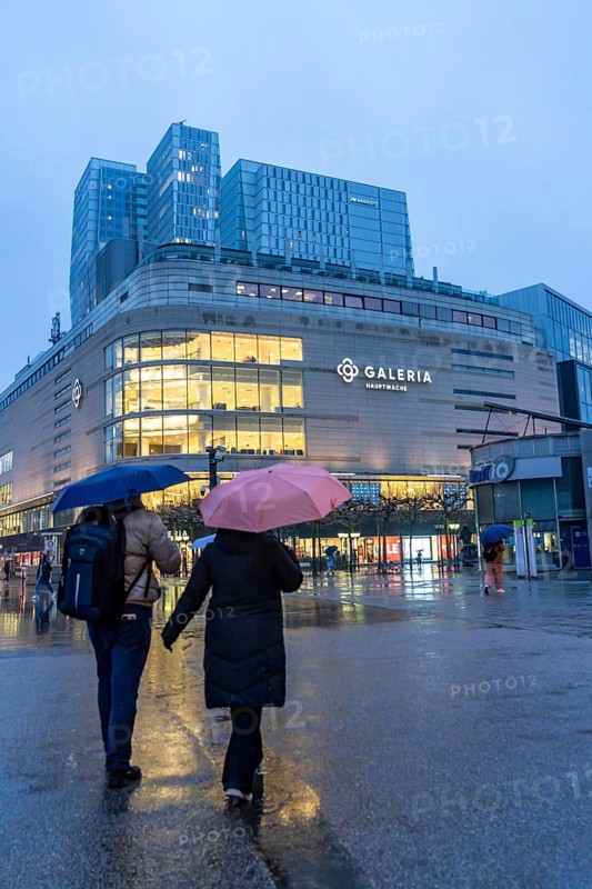 Galeria department stores' at the Hauptwache, on Große Eschenheimer Straße and pedestrian zone Zeil, Frankfurt am Main, Hesse, Germany, Europe