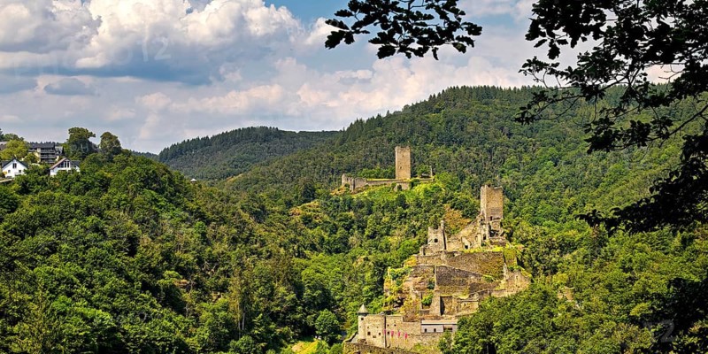Panoramic view of the two castles, Oberburg and Niederburg of Manderscheid, Southern Eifel, Eifel, Rhineland-Palatinate, Germany, Europe