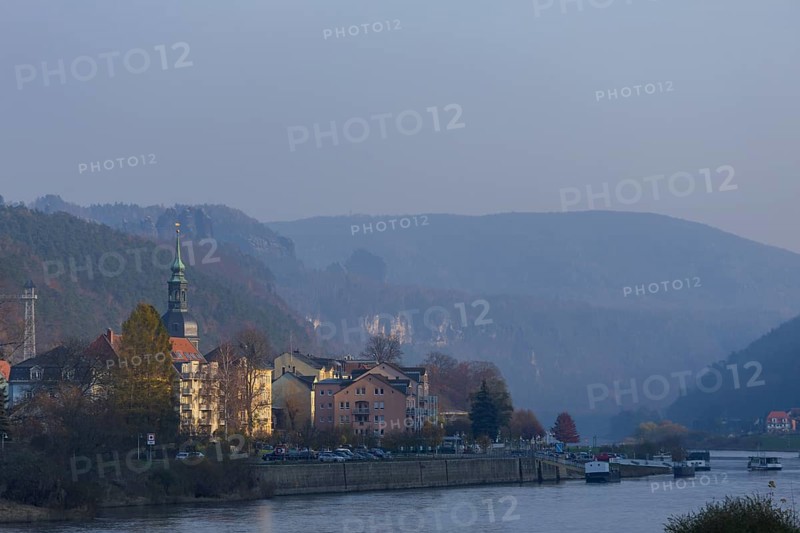 Bad Schandau with the Schrammsteine in November, Bad Schandau, Bad Schandau, Saxony, Germany, Europe