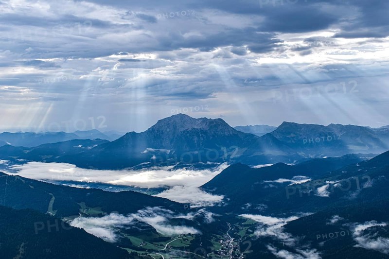 View from Edelweißlahner to the valley basin of Ramsau and Berchtesgaden with fog and sunbeams, Berchtesgaden Alps, Bavaria, Germany, Europe
