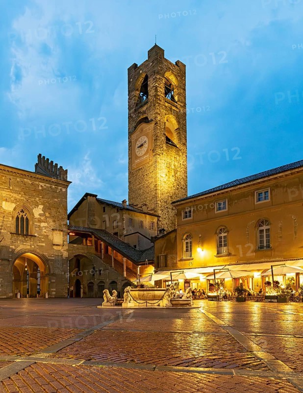 Campanone Tower, Piazza Vecchia, Citta alta, Bergamo, Italy, Europe