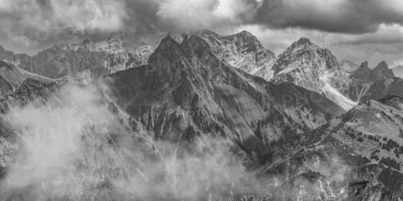 Mountain panorama from Fellhorn, 2038m, to Höfats, 2259m, Allgäu Alps, Allgäu, Bavaria, Germany, Europe