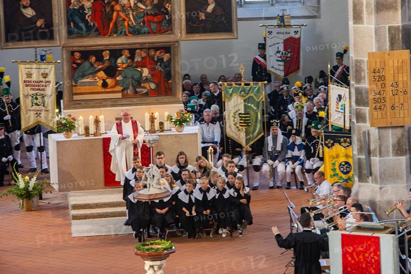 The so-called Bergstreittag is a beautiful centuries-old tradition and is celebrated on 22 July, the church memorial day and former feast day of Mary Magdalene in Schneeberg. The four quarterly sermons introduced in 1649 remained in place until 1845. These sermons were then abolished in favour of a single day, 22 July, which fell on Mary Magdalene. The Freiberg Mining Office recommended that this day should be celebrated with a festival and a mountain parade. In 1846, the Royal Ministry of Finance issued a decree to celebrate St Mary Magdalene's Day with a sermon and a magnificent mountain procession. The last major procession took place in July 1913. The First World War put an end to these processions. The tradition was not revived until July 1933, 528th Bergstreittag, church service in St Wolfgang's Church, Schneeberg, Saxony, Germany, Europe