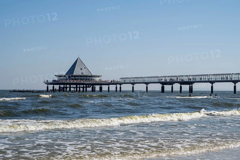Pier, Heringsdorf, Usedom Island, Baltic Sea, Mecklenburg-Western Pomerania, Germany, Europe