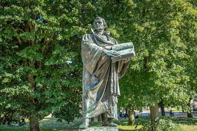 Statue of Martin Luther, Karl-Liebknecht-Straße, Mitte, Berlin, Germany, Europe