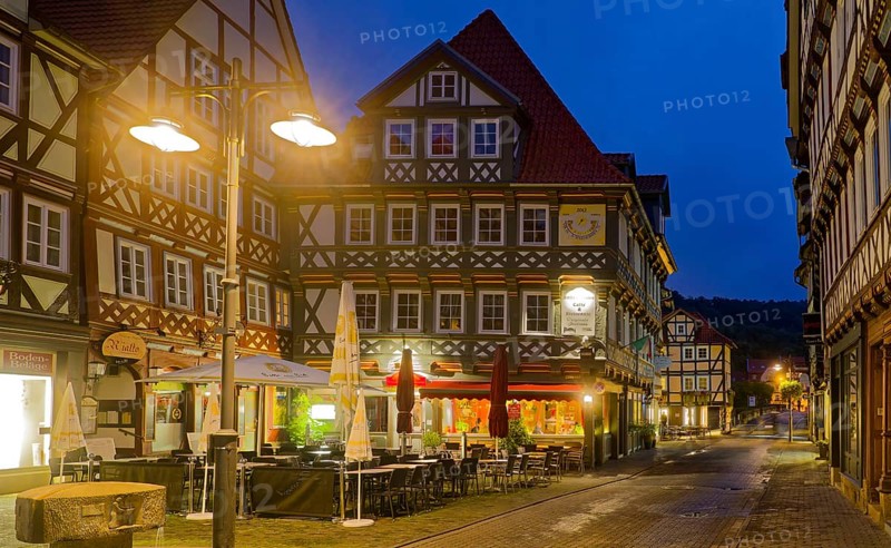 The Lange Straße in the old town centre of Hannoversch Münden with historic half-timbered houses in the evening. Hannoversch Münden, Lower Saxony, Germany, Europe