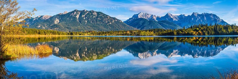 Barmsee, behind it the Karwendel mountains, Werdenfelser Land, Upper Bavaria, Bavaria, Germany, Europe