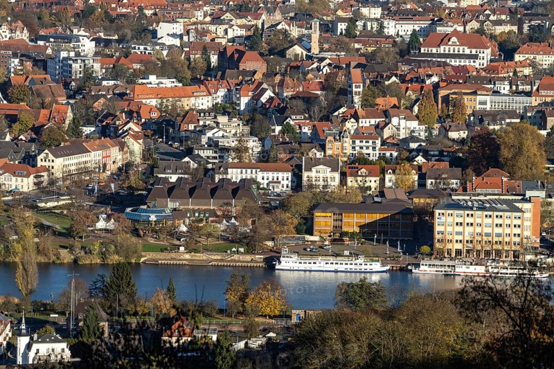 View of Hamelin and excursion boats on the Weser from Mount Klüt, Lower Saxony, Germany, Europe