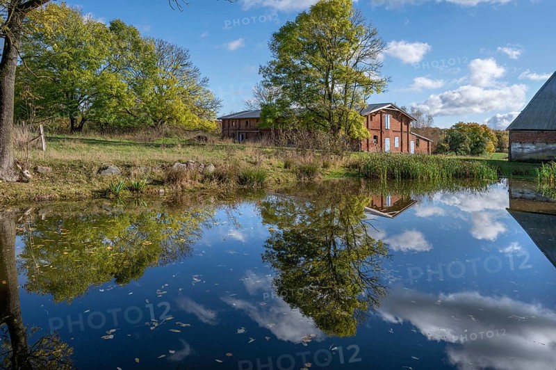 Othenstorf Estate with pond and historic pigsty, built around 1900, Othenstorf, Mecklenburg-Vorpommern, Germany, Europe