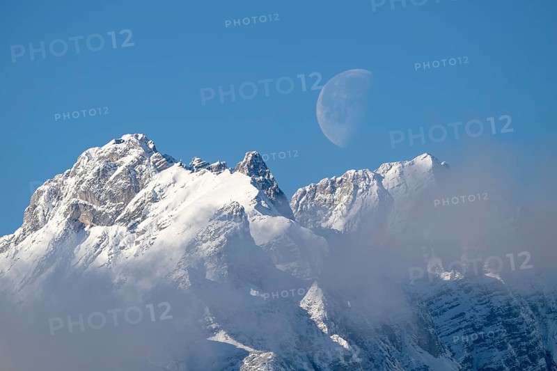 Small and large beggar's litter, moon, in winter, Vomp, Tyrol, Austria, Europe