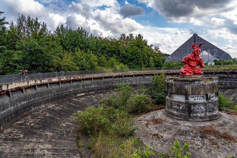 Dinslaken Site of the former Lohberg colliery, art project Choreography of a landscape Artist Thomas Schütte, four metre high sculpture on the coal thickener in the Bergpark, Hase North Rhine-Westphalia, Germany, Europe