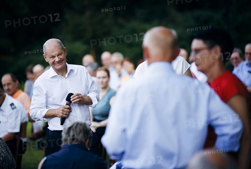 Federal Chancellor Olaf Scholz, (SPD), pictured during a citizens' dialogue in Seelow. 29.08.2024