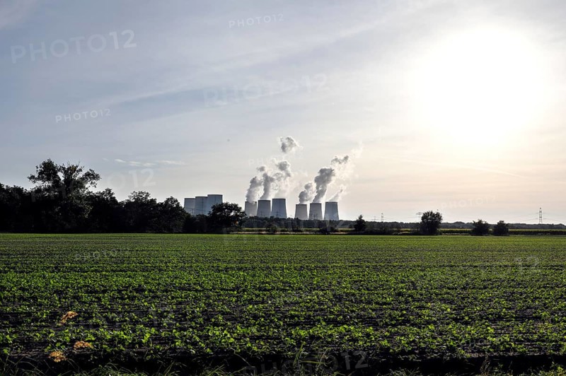 Jänschwalde lignite-fired power plant operated by LEAG Lausitz Energie Kraftwerke AG. The phase-out of coal-fired power generation is to take place by 2038, 02.10.2021