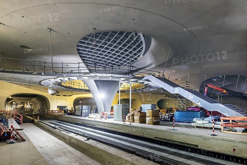 Impressions of the new Stuttgart 21 main station. The shell is finished, now it's time for the technical equipment. The 28 chalice-shaped columns supporting the roof of the underground through station are striking. Skylights with a diameter of around 21 metres provide daylight in the station. Stuttgart, Baden-Württemberg, Germany, Europe