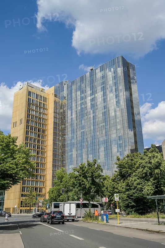 Springer-Verlag, Axel-Springer-Straße, Zimmerstraße, Kreuzberg, Friedrichshain-Kreuzberg, Berlin, Germany, Europe