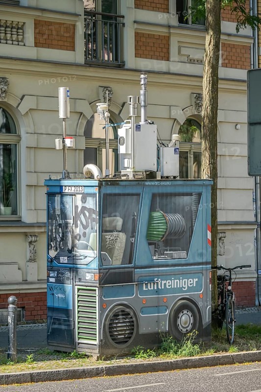 Air quality monitoring station, Großbeerenstraße, Babelsberg, Potsdam, Brandenburg, Germany, Europe