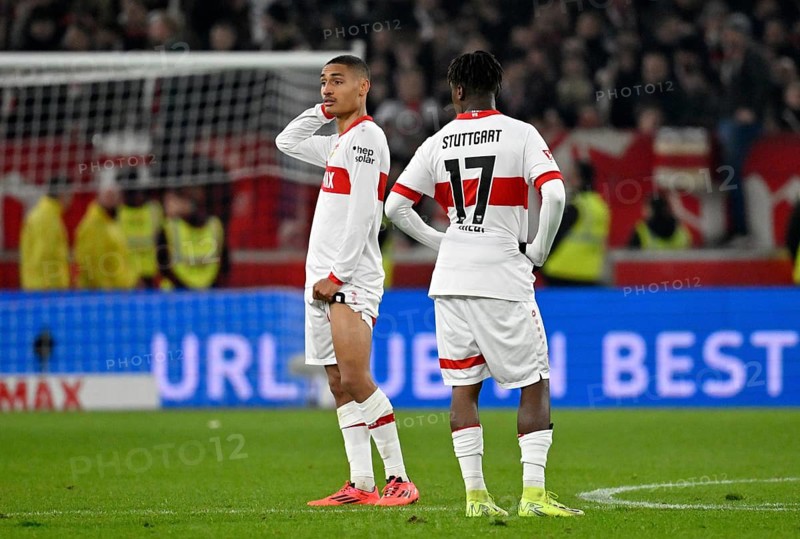 Enzo Millot VfB Stuttgart (08) Justin Diehl VfB Stuttgart (17) disappointed MHPArena, MHP Arena Stuttgart, Baden-Württemberg, Germany, Europe
