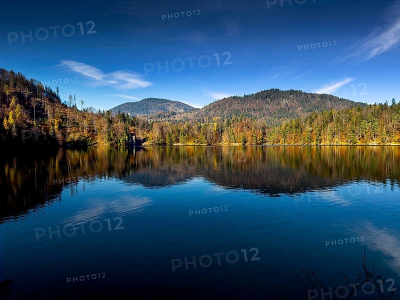 Autumn atmosphere at Hechtsee lake near Kufstein, Tyrol, Austria, Europe