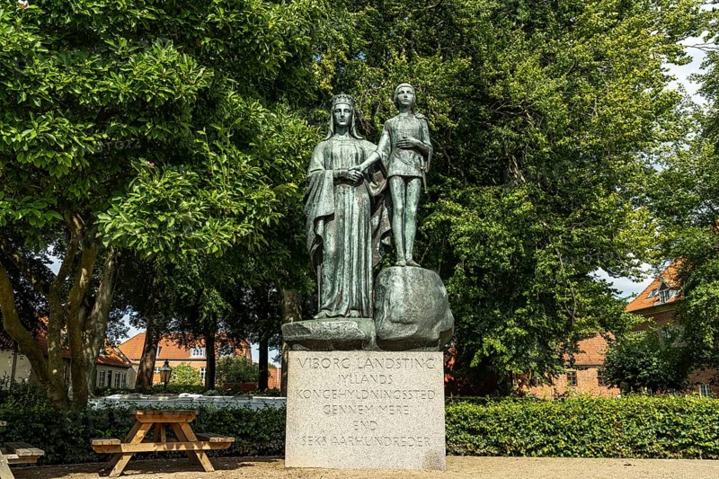 Statue of Queen Margrethe I and Erik of Pomerania, Viborg, Denmark, Europe