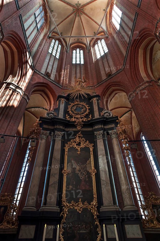 Baroque high altar, 1774, in St Nicholas' Church, late Gothic brick building, built between 1381 and 1487, Wismar, Mecklenburg-Western Pomerania, Germany, Europe