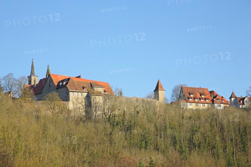 View of Dominican monastery with historic town wall and beggar bailiff's defence tower, town fortifications, defence tower, Rothenburg ob der Tauber, Tauberfranken, Franconia, Bavaria, Germany, Europe